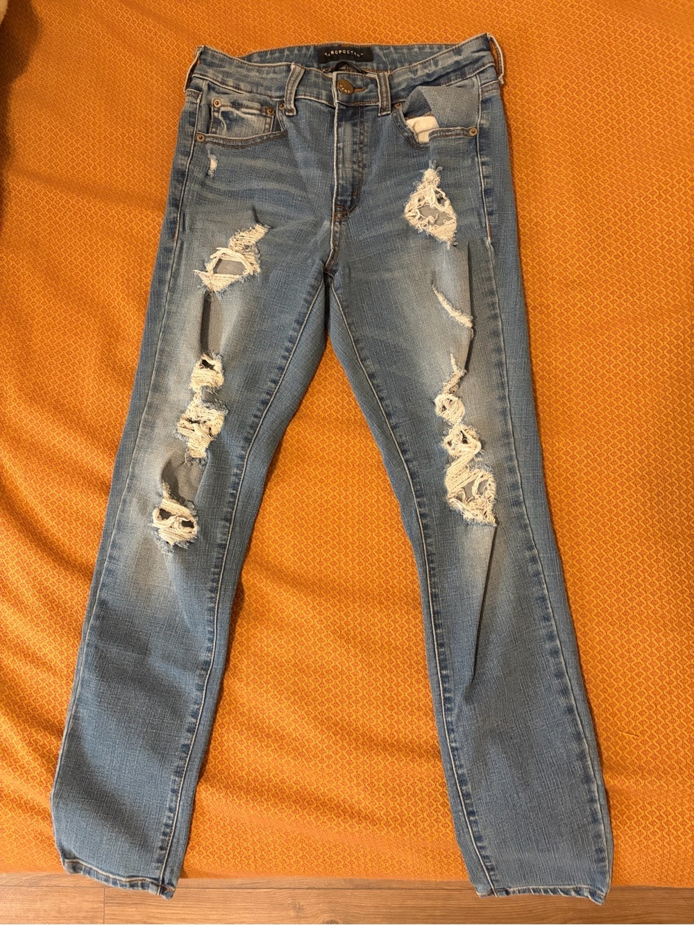 Aeropostale High-Rise Slim Fit